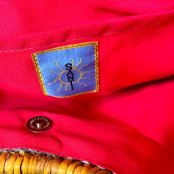 Santi Floral Pattern Gingham Check Rattan Embroidery hand bag magnetic closure - Picture 7 of 8